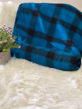 Load image into Gallery viewer, Blue and Black Maasai Blanket / Masai Shukas