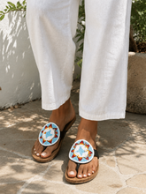 Cargar imagen en el visor de la galería, Hand-Beaded Birkenstock Sandals | Maasai-Inspired Boho Summer Slides | Kenyan Sandals | African Wear