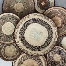 Load image into Gallery viewer, Bulk Tonga Baskets / Wall Baskets / Wall Plates -Bundles of 5 Pieces