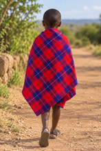 Lade das Bild in den Galerie-Viewer, Authentic Maasai Shuka | Traditional African Safari Blanket & Checkered Wrap-Masai Red Safari Blanket