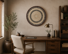Cargar imagen en el visor de la galería, Rustic African Handwoven Wall Basket | Tonga Wall Hanging | Natural Straw & Palm Leaf Art (47cm)