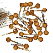 Load image into Gallery viewer, 5 Handmade Tea Scoops with bone finish / Ice cream scoops / Olive Wood Spoons