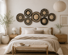 Lade das Bild in den Galerie-Viewer, Set of 7 African Handwoven Wall Decor  Baskets | Zimbabwe Tonga/ Binga Baskets | Rustic Decor |African Wall Decor Set (30-45cm) Wind
