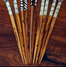 Charger l&#39;image dans la galerie, Hand Carved Olive Wood Chopsticks With Bone Finish- 5 Pairs
