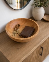Lade das Bild in den Galerie-Viewer, Large Hand Carved Jacaranda Wood Bowl | Natural Grain Salad Serving Bowl | Display Wood Bowl
