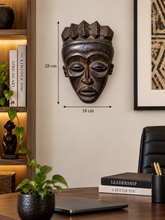 Lade das Bild in den Galerie-Viewer, Antique Chokwe African Mask |  Vintage African Art |  Tribal Masks | Primitive Art
