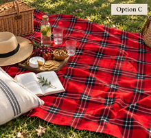Lade das Bild in den Galerie-Viewer, Authentic Maasai Shuka | Traditional African Safari Blanket &amp; Checkered Wrap-Masai Red Safari Blanket
