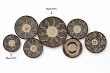 Charger l'image dans la galerie, Set of 7 African Handwoven Wall Decor  Baskets | Zimbabwe Tonga/ Binga Baskets | Rustic Decor |African Wall Decor Set (30-45cm) Wind
